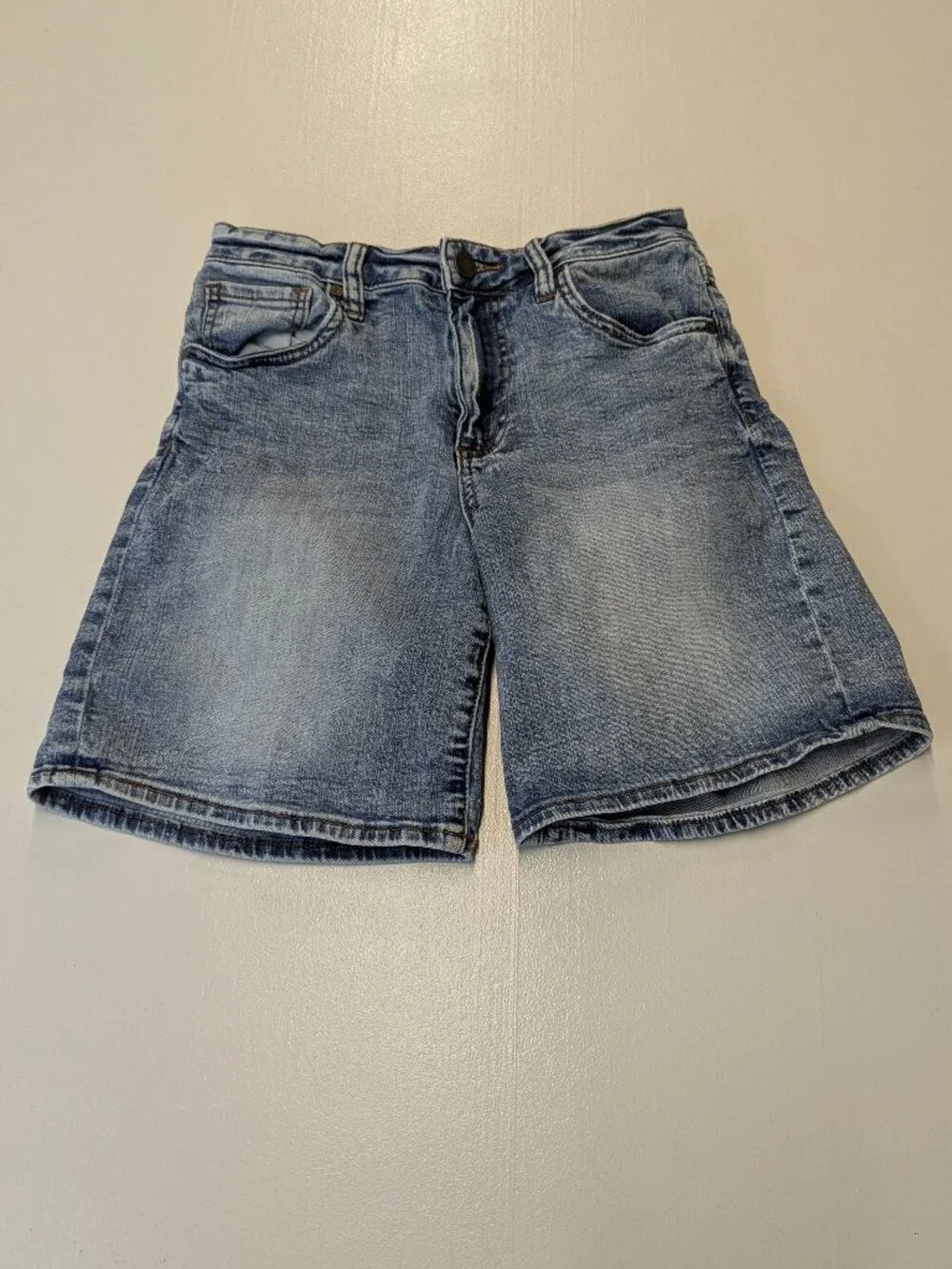 Kut From The Cloth Size 2 High Rise Boyfriend Short Medium Vintage Wash